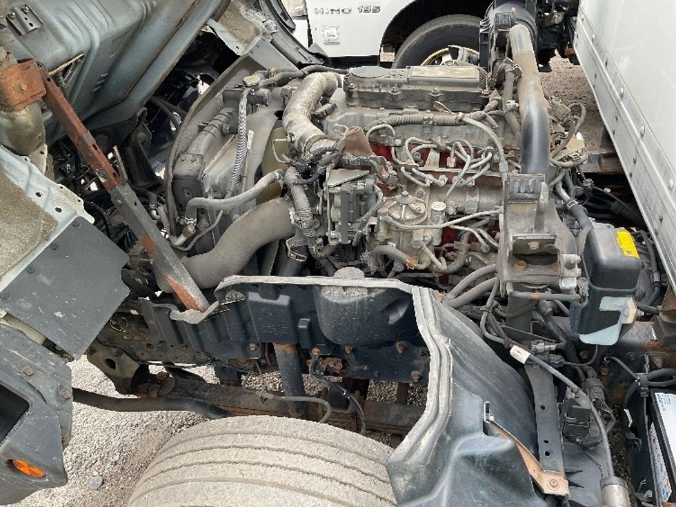 Medium Duty Box Truck-Light and Medium Duty Trucks-Hino-2020-195-Londonderry-NH-132,911\n\t\tmiles-$ 36,500 - Image 24