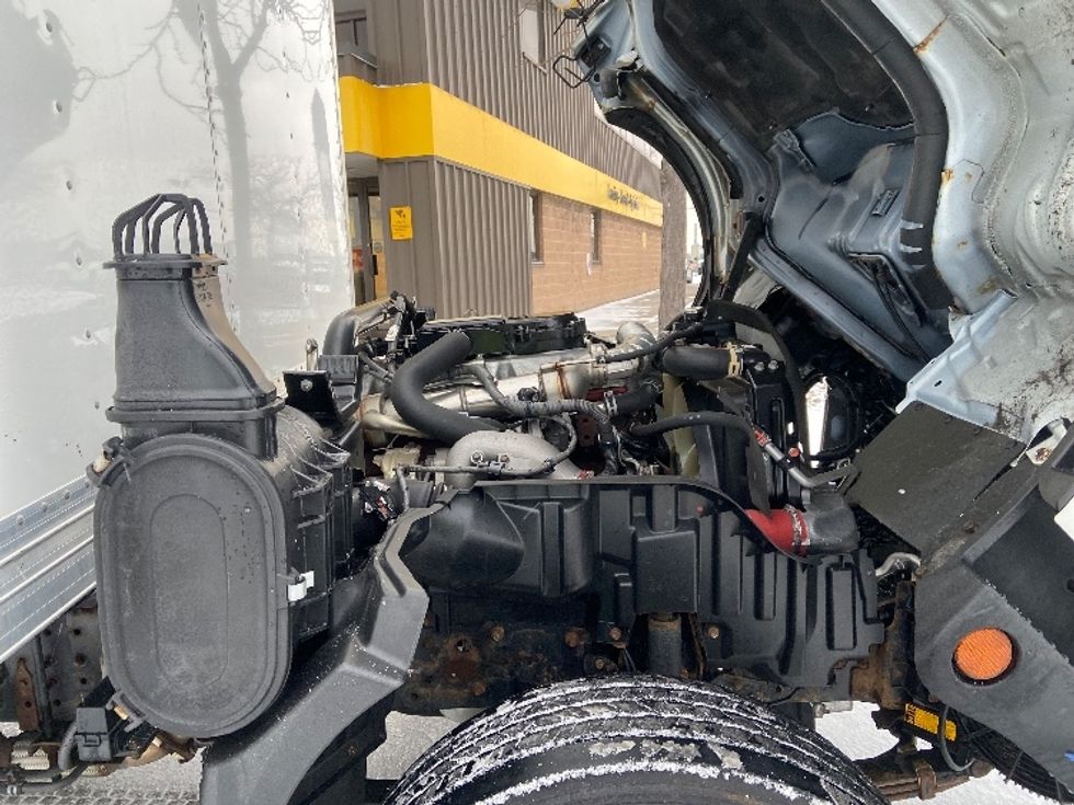 Medium Duty Box Truck-Light and Medium Duty Trucks-Hino-2020-195-Mississauga-ON-114,065\n\t\tkm-$ 64,500 - Image 22