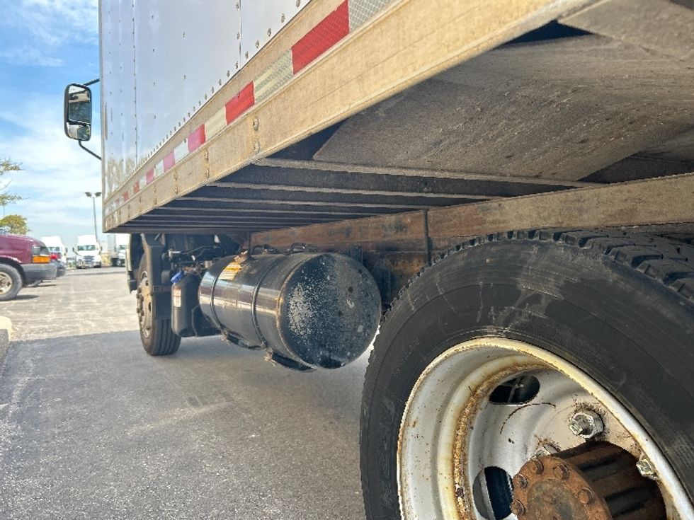 Medium Duty Box Truck-Light and Medium Duty Trucks-Hino-2020-195-Mississauga-ON-206,295\n\t\tkm-$ 55,500 - Image 5