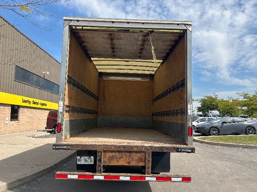 Medium Duty Box Truck-Light and Medium Duty Trucks-Hino-2020-195-Mississauga-ON-206,295\n\t\tkm-$ 55,500 - Image 8