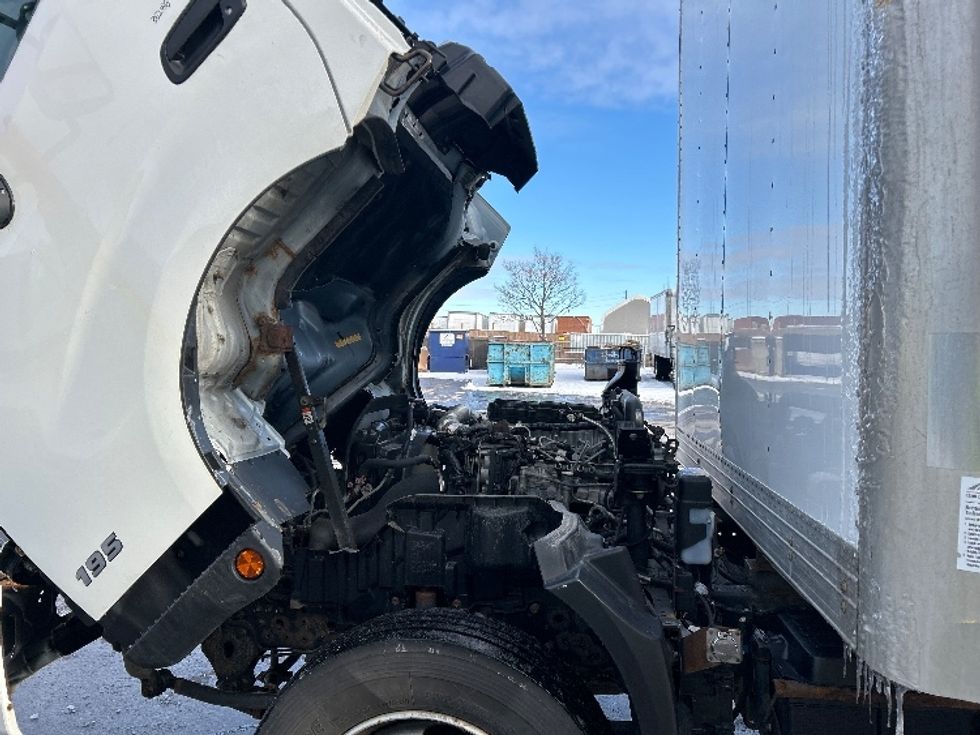 Medium Duty Box Truck-Light and Medium Duty Trucks-Hino-2020-195-Mississauga-ON-99,485\n\t\tkm-$ 65,750 - Image 24