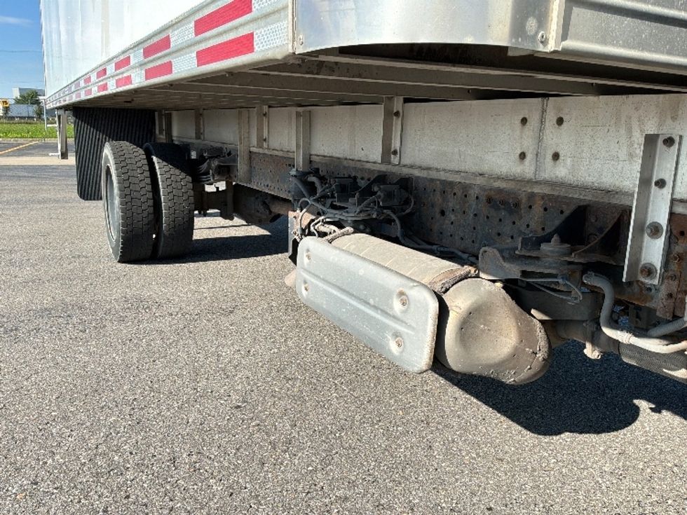 Medium Duty Box Truck-Light and Medium Duty Trucks-Hino-2020-195-Montreal-PQ-135,590\n\t\tkm-$ 55,750 - Image 14
