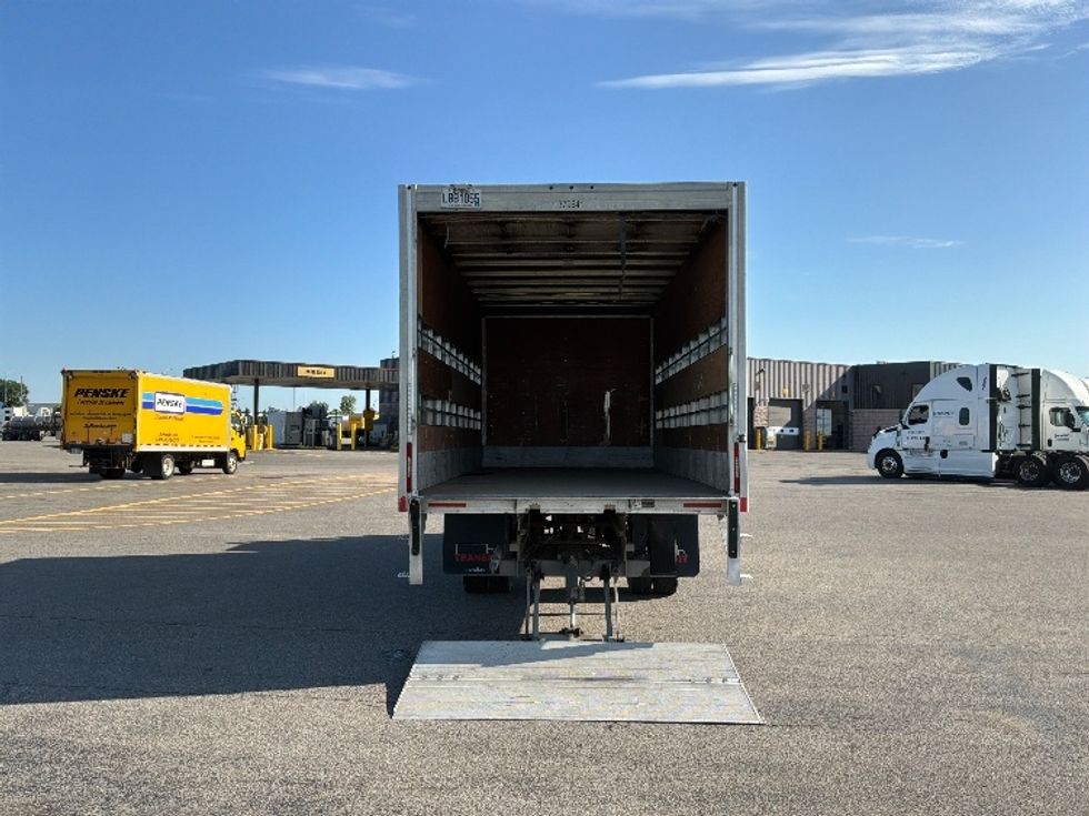 Medium Duty Box Truck-Light and Medium Duty Trucks-Hino-2020-195-Montreal-PQ-135,590\n\t\tkm-$ 55,750 - Image 9