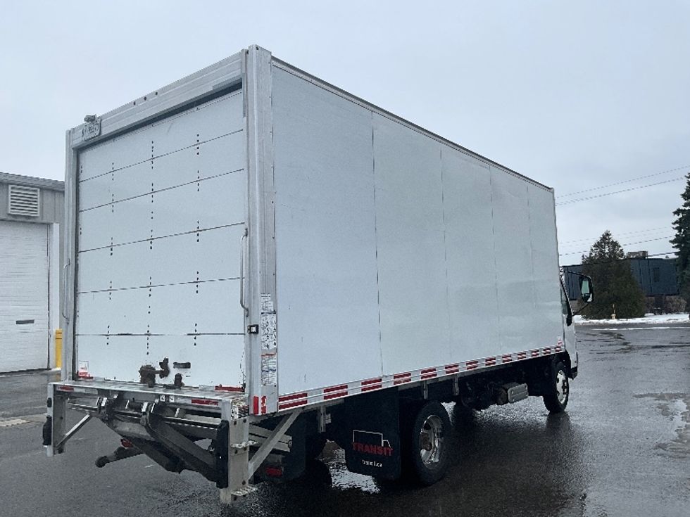 Medium Duty Box Truck-Light and Medium Duty Trucks-Hino-2020-195-Ottawa-ON-189,881\n\t\tkm-$ 60,500 - Image 12