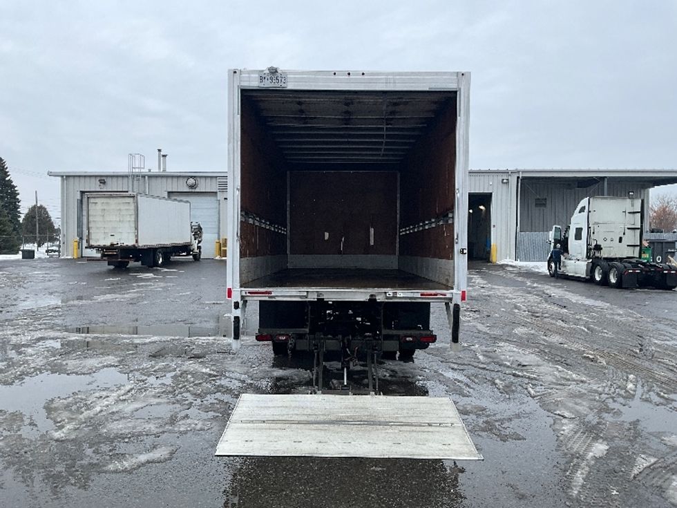 Medium Duty Box Truck-Light and Medium Duty Trucks-Hino-2020-195-Ottawa-ON-189,881\n\t\tkm-$ 60,500 - Image 27