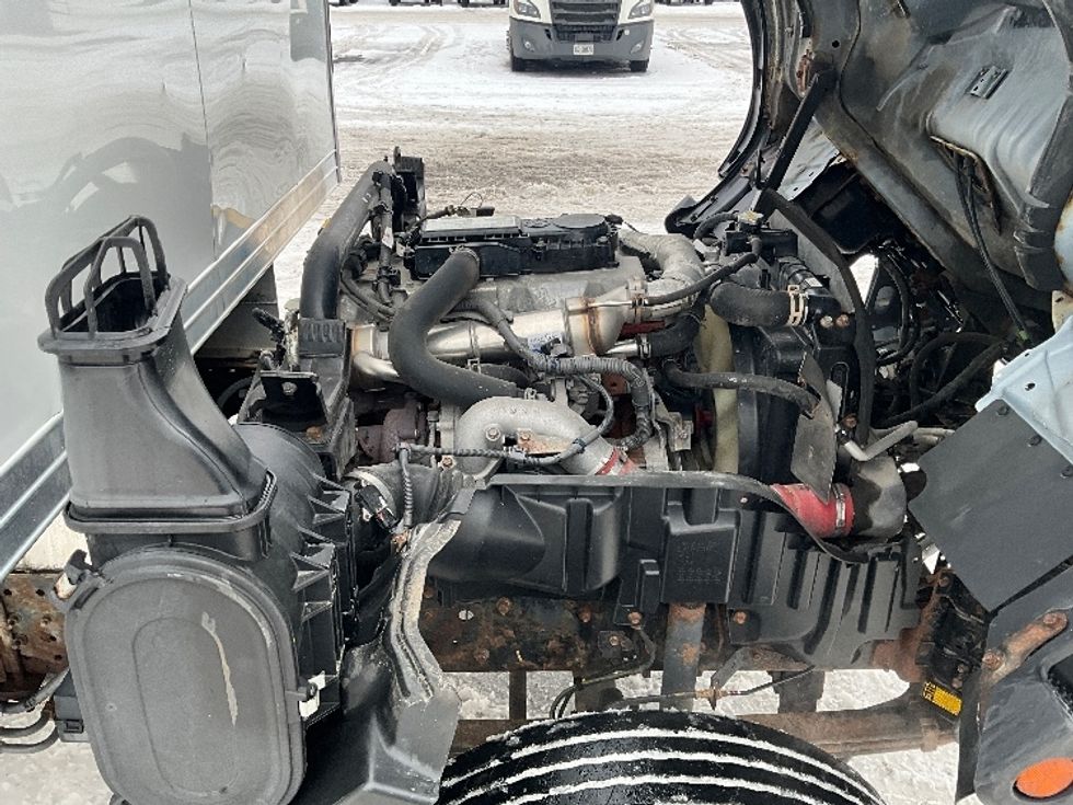 Medium Duty Box Truck-Light and Medium Duty Trucks-Hino-2020-195-Ottawa-ON-235,848\n\t\tkm-$ 55,000 - Image 24