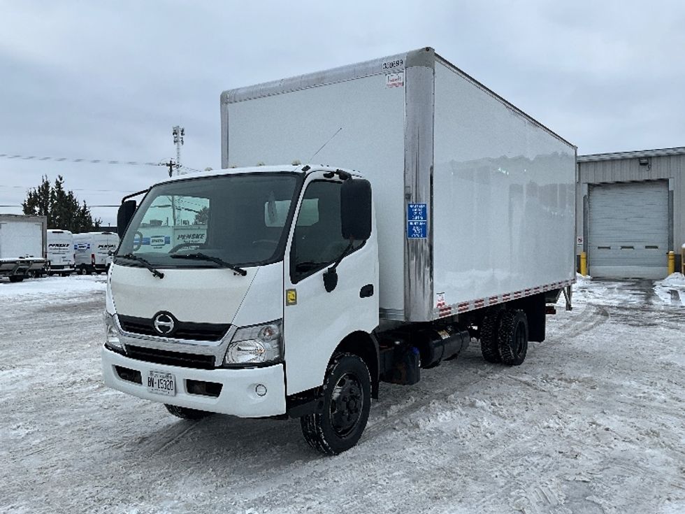 Medium Duty Box Truck-Light and Medium Duty Trucks-Hino-2020-195-Ottawa-ON-235,848\n\t\tkm-$ 55,000 - Image 3