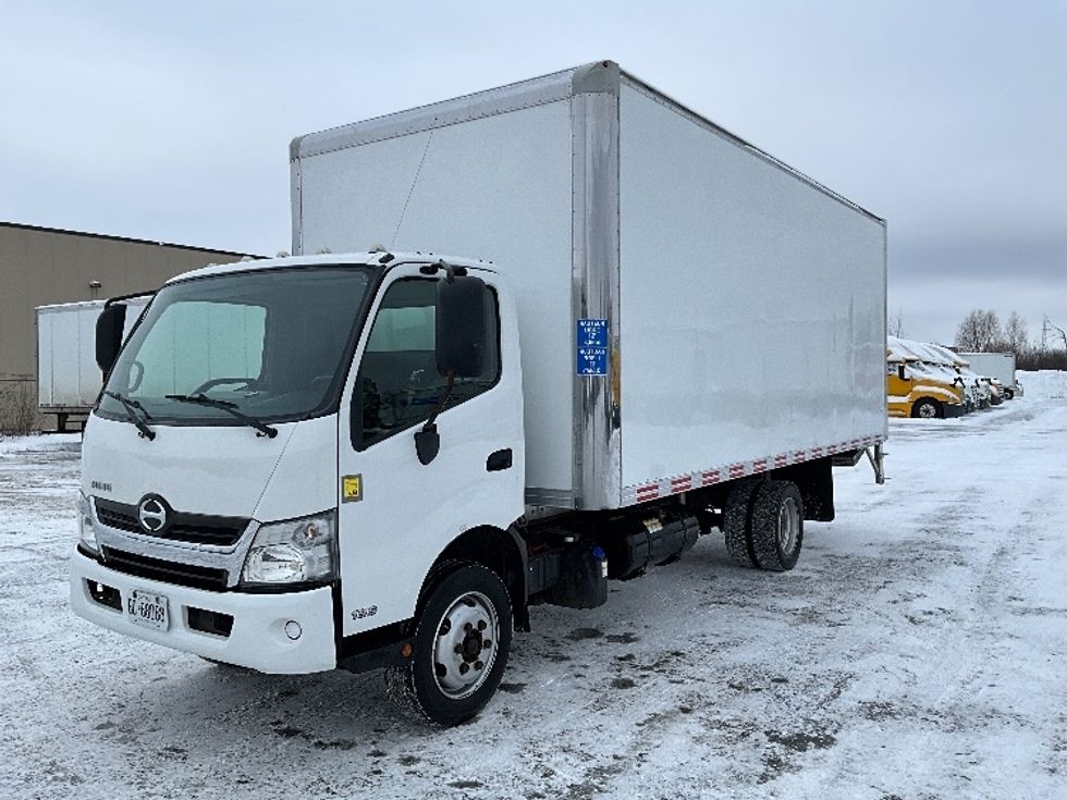 Medium Duty Box Truck-Light and Medium Duty Trucks-Hino-2020-195-Ottawa-ON-241,798\n\t\tkm-$ 53,750 - Image 3