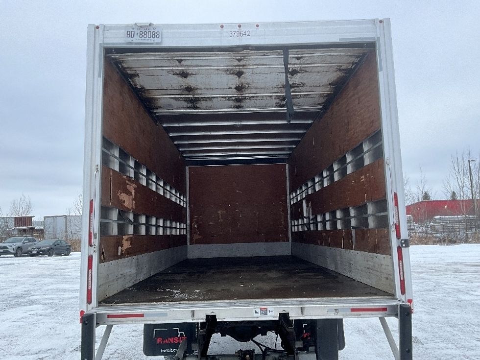 Medium Duty Box Truck-Light and Medium Duty Trucks-Hino-2020-195-Ottawa-ON-241,798\n\t\tkm-$ 53,750 - Image 8