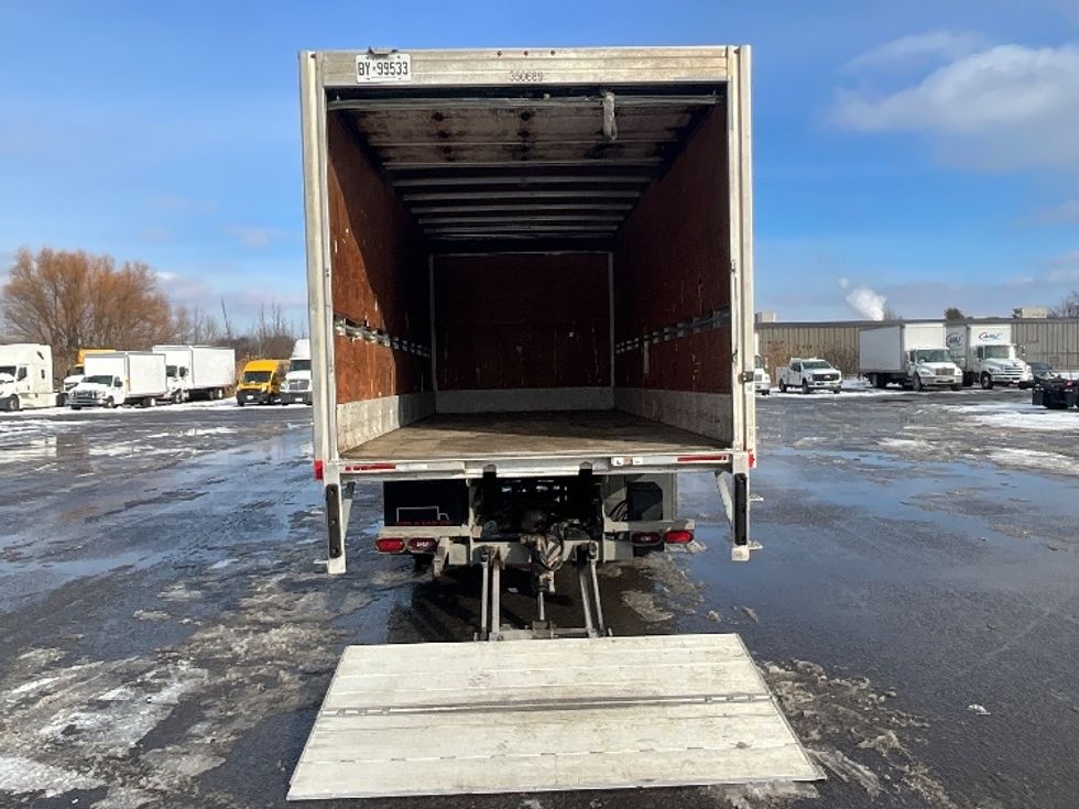 Medium Duty Box Truck-Light and Medium Duty Trucks-Hino-2020-195-Ottawa-ON-246,584\n\t\tkm-$ 52,750 - Image 10