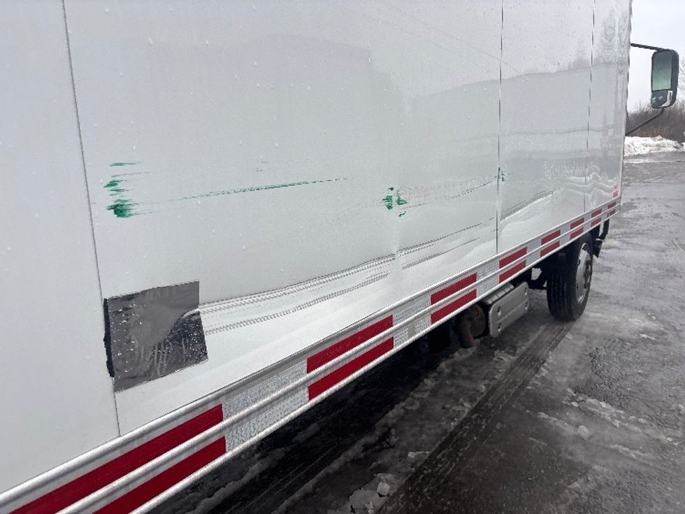 Medium Duty Box Truck-Light and Medium Duty Trucks-Hino-2020-195-Ottawa-ON-246,584\n\t\tkm-$ 52,750 - Image 26