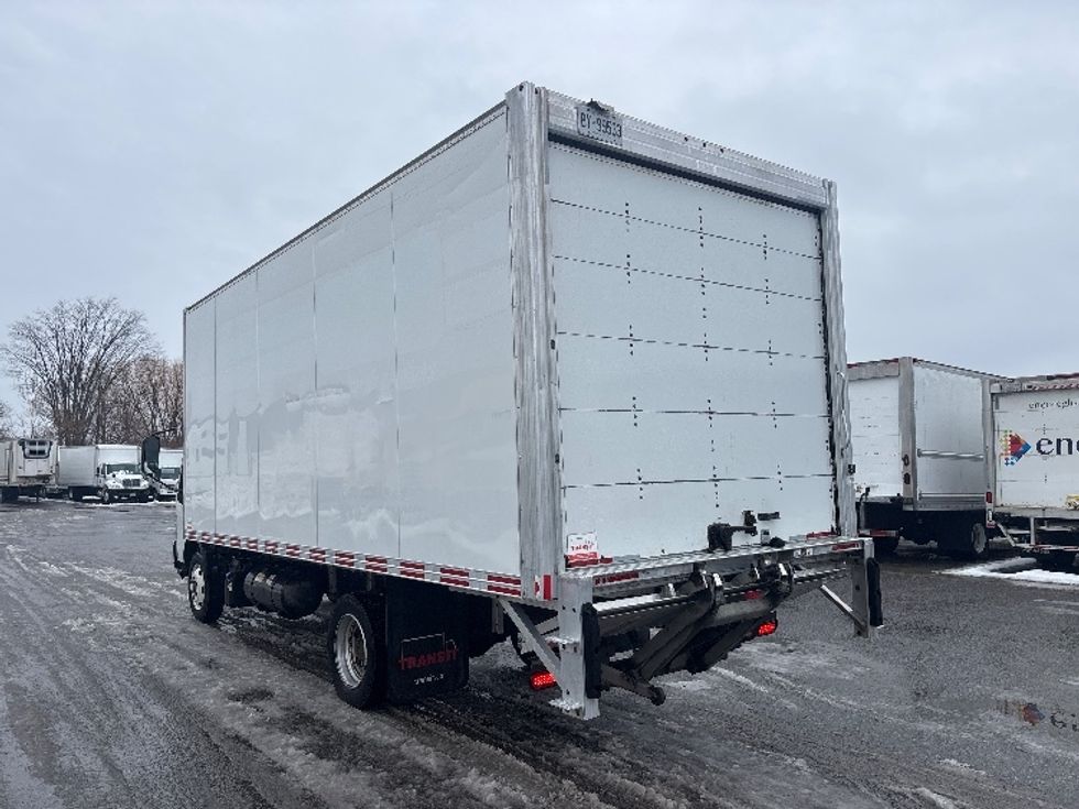 Medium Duty Box Truck-Light and Medium Duty Trucks-Hino-2020-195-Ottawa-ON-246,584\n\t\tkm-$ 52,750 - Image 6