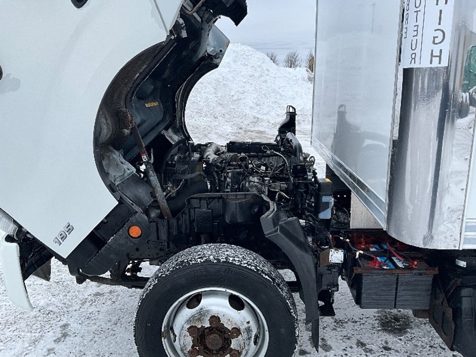 Medium Duty Box Truck-Light and Medium Duty Trucks-Hino-2020-195-Ottawa-ON-252,000\n\t\tkm-$ 51,500 - Image 24