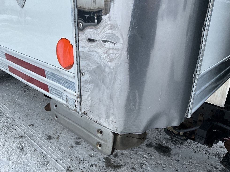 Medium Duty Box Truck-Light and Medium Duty Trucks-Hino-2020-195-Ottawa-ON-252,000\n\t\tkm-$ 51,500 - Image 26