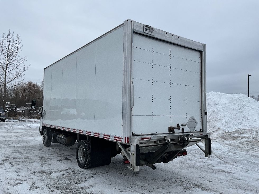 Medium Duty Box Truck-Light and Medium Duty Trucks-Hino-2020-195-Ottawa-ON-252,000\n\t\tkm-$ 51,500 - Image 6