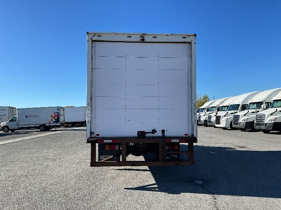 Medium Duty Box Truck-Light and Medium Duty Trucks-Hino-2020-195-Ottawa-ON-71,657\n\t\tkm-$ 68,250 - Image 7