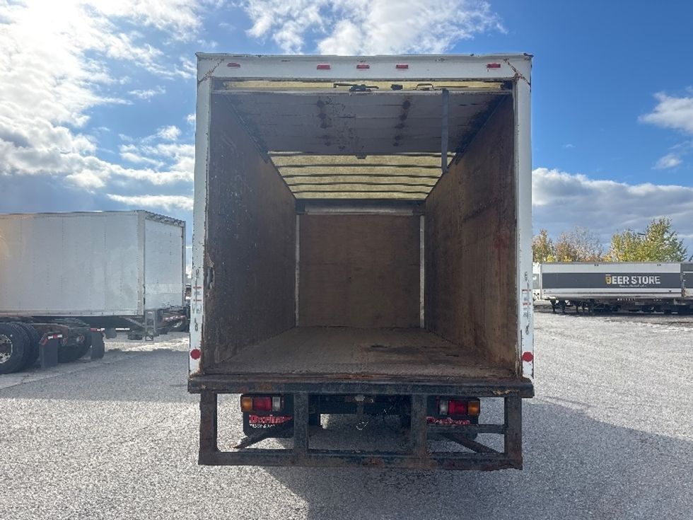 Medium Duty Box Truck-Light and Medium Duty Trucks-Hino-2020-195-Ottawa-ON-76,337\n\t\tkm-$ 64,750 - Image 9