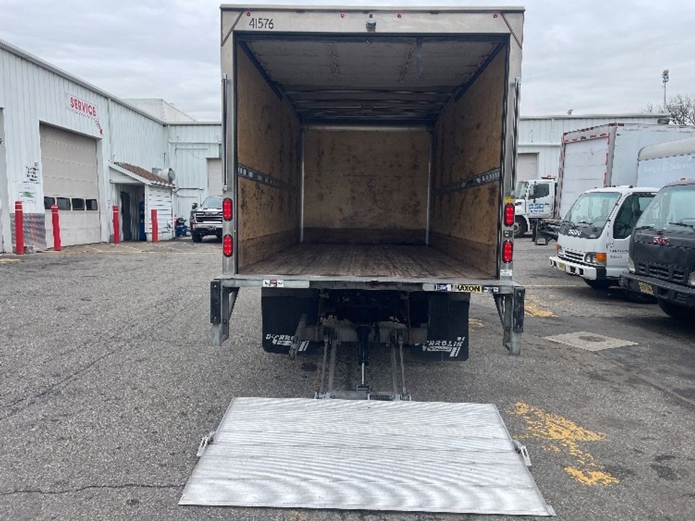 Medium Duty Box Truck-Light and Medium Duty Trucks-Hino-2020-195-Parsippany-NJ-82,090\n\t\tmiles-$ 44,750 - Image 9