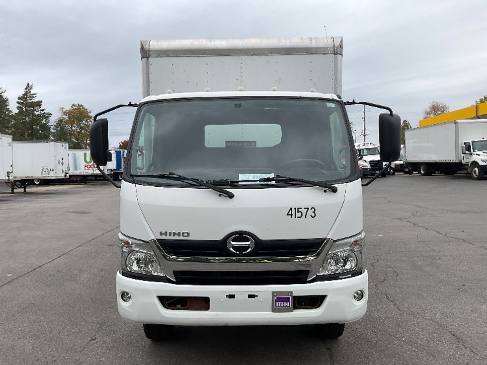Medium Duty Box Truck-Light and Medium Duty Trucks-Hino-2020-195-Rochester-NY-113,591\n\t\tmiles-$ 39,250 - Image 2