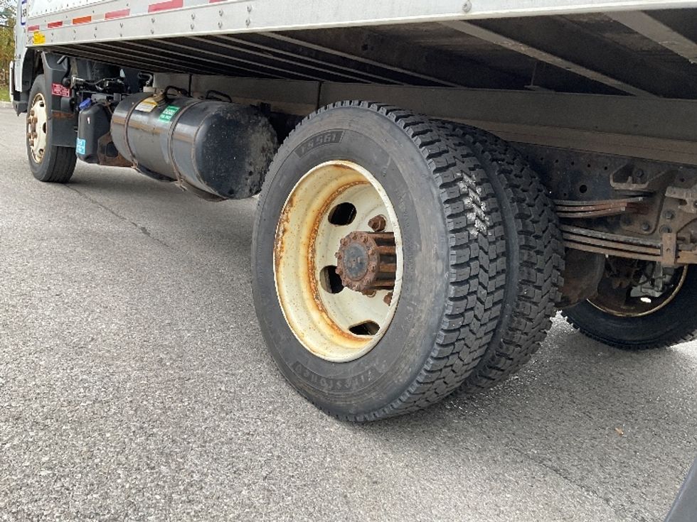 Medium Duty Box Truck-Light and Medium Duty Trucks-Hino-2020-195-Rochester-NY-113,591\n\t\tmiles-$ 39,250 - Image 5