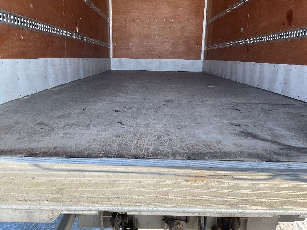 Medium Duty Box Truck-Light and Medium Duty Trucks-Hino-2020-195-Saint Laurent-PQ-155,133\n\t\tkm-$ 63,750 - Image 10