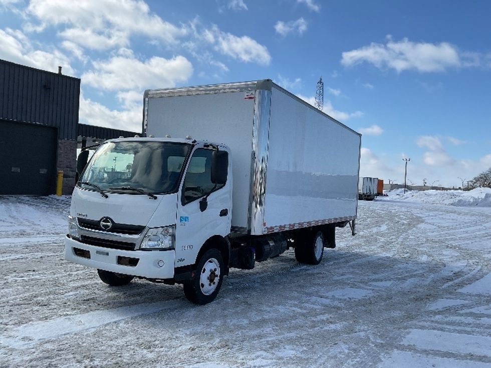 Medium Duty Box Truck-Light and Medium Duty Trucks-Hino-2020-195-Saint Laurent-PQ-155,133\n\t\tkm-$ 63,750 - Image 3