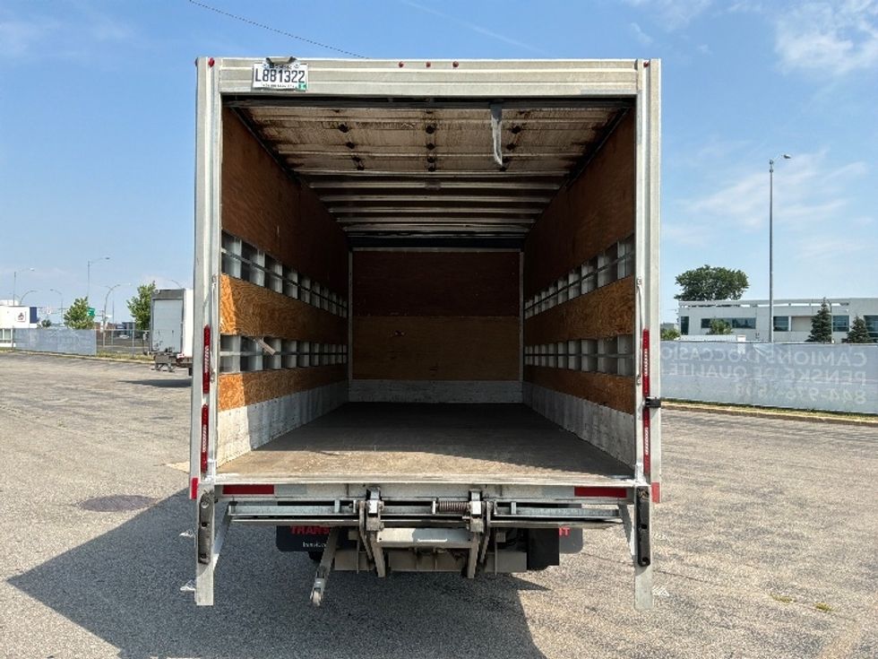 Medium Duty Box Truck-Light and Medium Duty Trucks-Hino-2020-195-Saint Laurent-PQ-161,585\n\t\tkm-$ 52,500 - Image 8