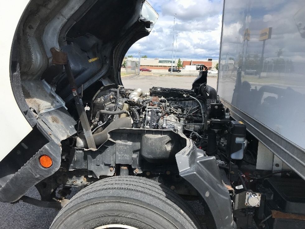 Medium Duty Box Truck-Light and Medium Duty Trucks-Hino-2020-195-Saint Laurent-PQ-164,373\n\t\tkm-$ 60,000 - Image 17
