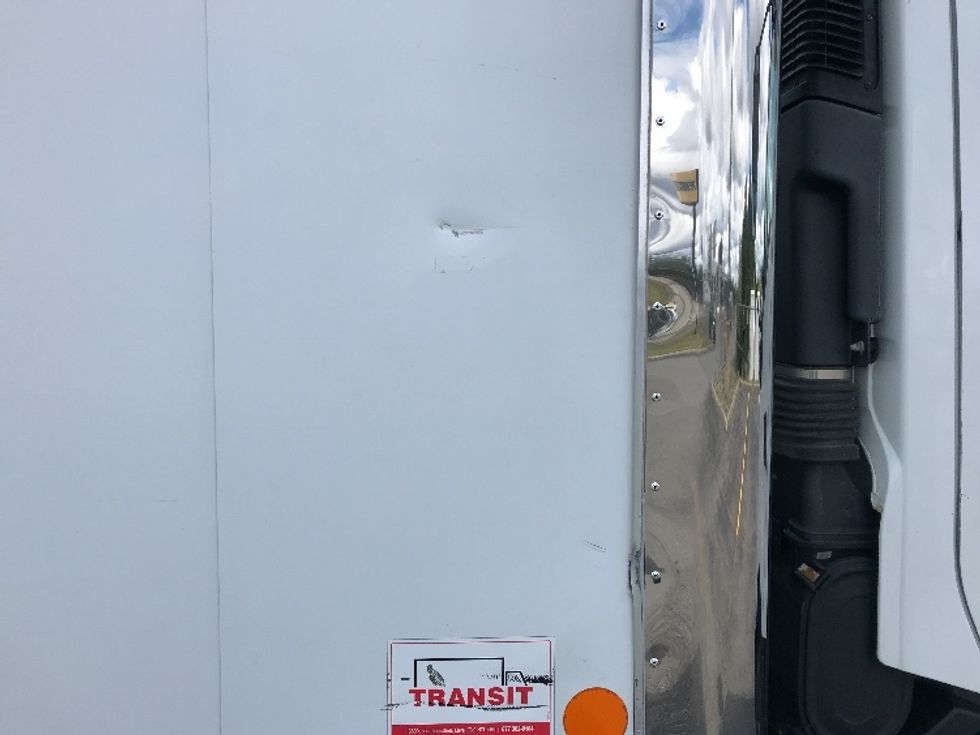 Medium Duty Box Truck-Light and Medium Duty Trucks-Hino-2020-195-Saint Laurent-PQ-164,373\n\t\tkm-$ 60,000 - Image 23