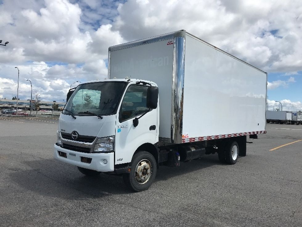 Medium Duty Box Truck-Light and Medium Duty Trucks-Hino-2020-195-Saint Laurent-PQ-164,373\n\t\tkm-$ 60,000 - Image 3