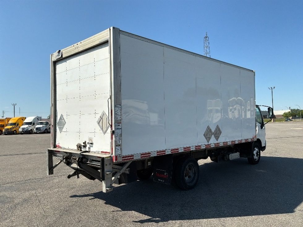 Medium Duty Box Truck-Light and Medium Duty Trucks-Hino-2020-195-Saint Laurent-PQ-168,326\n\t\tkm-$ 52,250 - Image 13