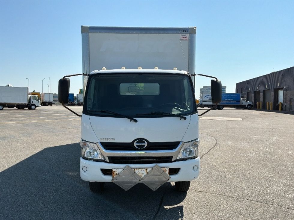 Medium Duty Box Truck-Light and Medium Duty Trucks-Hino-2020-195-Saint Laurent-PQ-168,326\n\t\tkm-$ 52,250 - Image 2