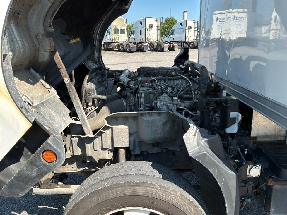 Medium Duty Box Truck-Light and Medium Duty Trucks-Hino-2020-195-Saint Laurent-PQ-168,326\n\t\tkm-$ 52,250 - Image 23