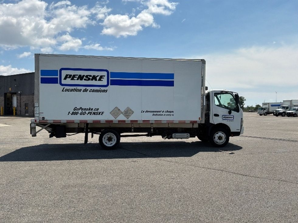 Medium Duty Box Truck-Light and Medium Duty Trucks-Hino-2020-195-Saint Laurent-PQ-222,430\n\t\tkm-$ 48,250 - Image 15
