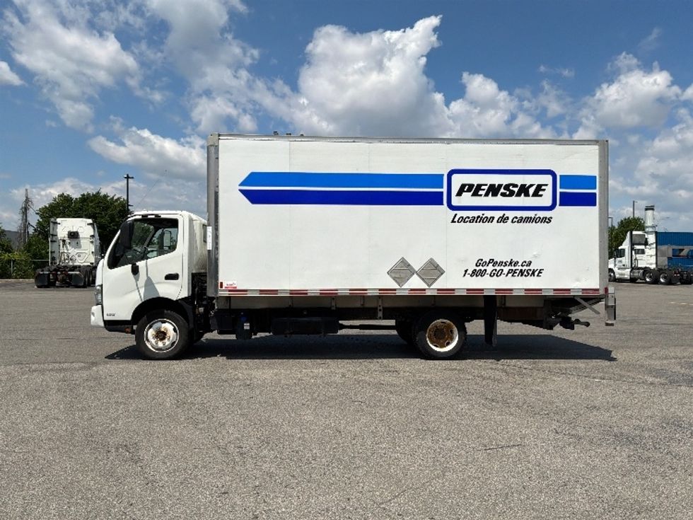 Medium Duty Box Truck-Light and Medium Duty Trucks-Hino-2020-195-Saint Laurent-PQ-222,430\n\t\tkm-$ 48,250 - Image 4
