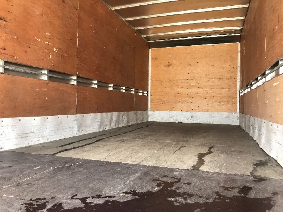 Medium Duty Box Truck-Light and Medium Duty Trucks-Hino-2020-195-Saint Laurent-PQ-231,442\n\t\tkm-$ 56,500 - Image 11