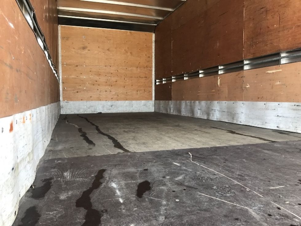 Medium Duty Box Truck-Light and Medium Duty Trucks-Hino-2020-195-Saint Laurent-PQ-231,442\n\t\tkm-$ 56,500 - Image 12