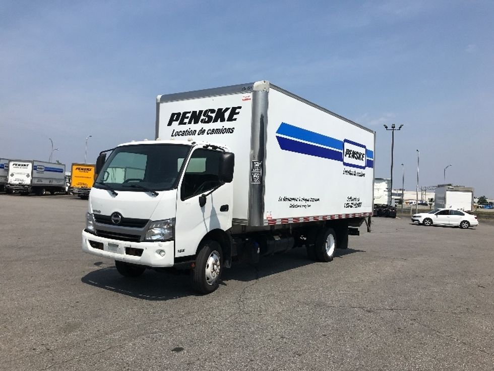 Medium Duty Box Truck-Light and Medium Duty Trucks-Hino-2020-195-Saint Laurent-PQ-231,442\n\t\tkm-$ 56,500 - Image 3