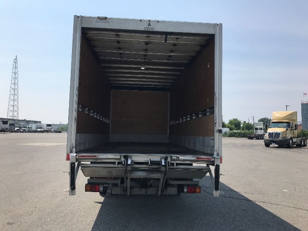 Medium Duty Box Truck-Light and Medium Duty Trucks-Hino-2020-195-Saint Laurent-PQ-231,442\n\t\tkm-$ 56,500 - Image 8