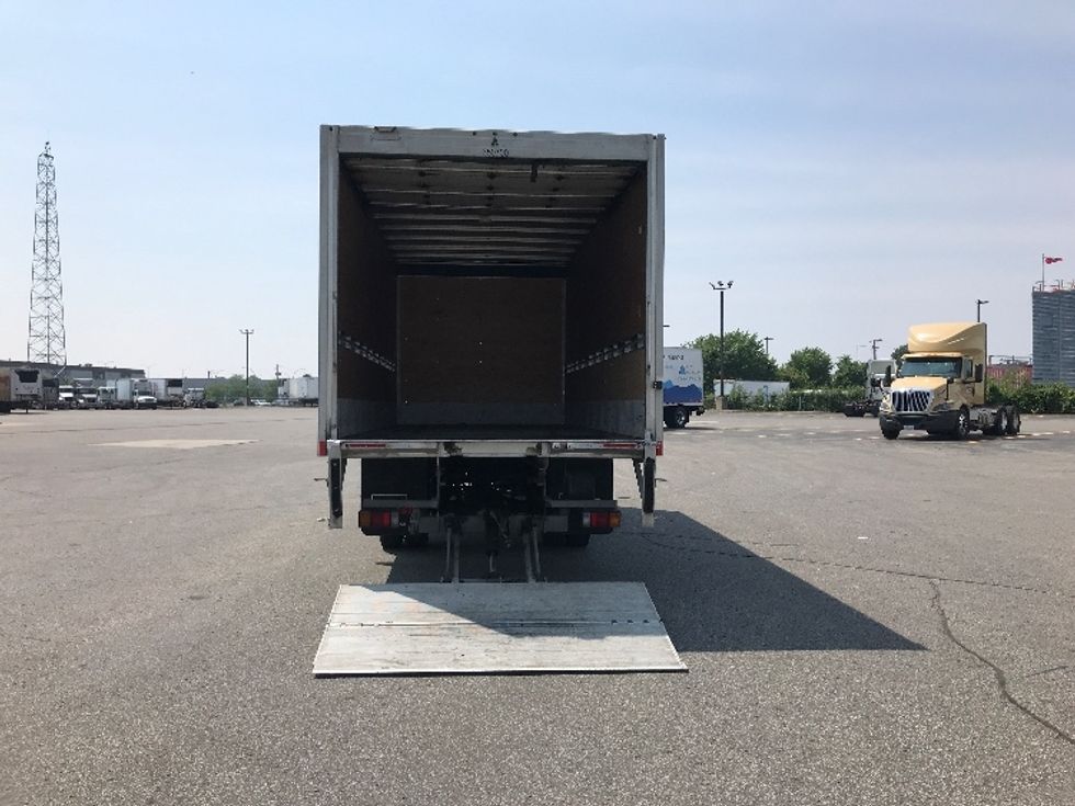 Medium Duty Box Truck-Light and Medium Duty Trucks-Hino-2020-195-Saint Laurent-PQ-231,442\n\t\tkm-$ 56,500 - Image 9