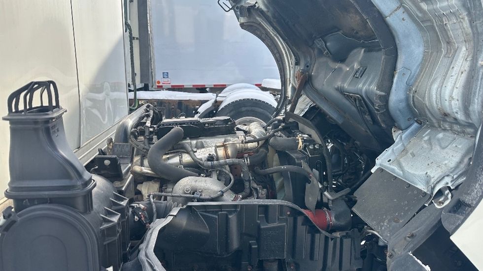 Medium Duty Box Truck-Light and Medium Duty Trucks-Hino-2020-195-Saint Laurent-PQ-235,802\n\t\tkm-$ 55,000 - Image 22