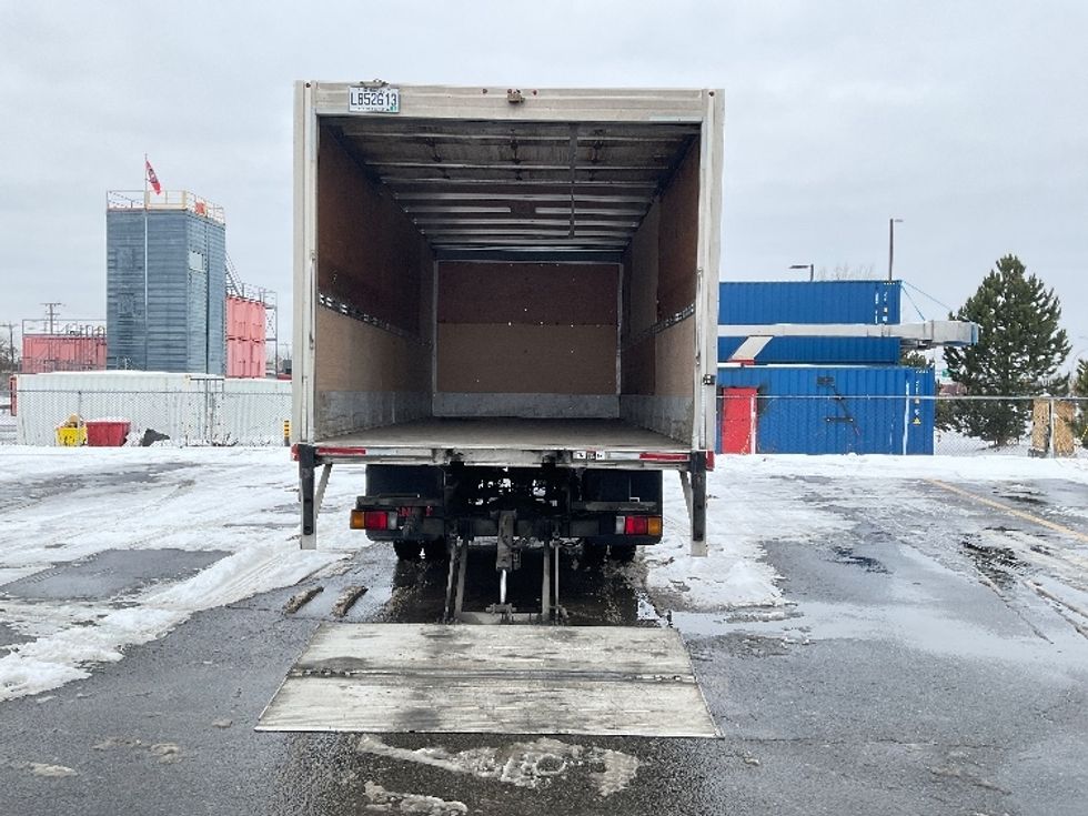 Medium Duty Box Truck-Light and Medium Duty Trucks-Hino-2020-195-Saint Laurent-PQ-235,802\n\t\tkm-$ 55,000 - Image 9