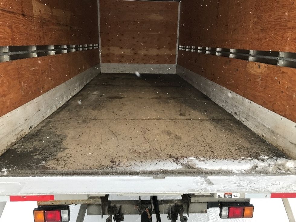 Medium Duty Box Truck-Light and Medium Duty Trucks-Hino-2020-195-Ste-Foy-PQ-194,436\n\t\tkm-$ 60,000 - Image 10