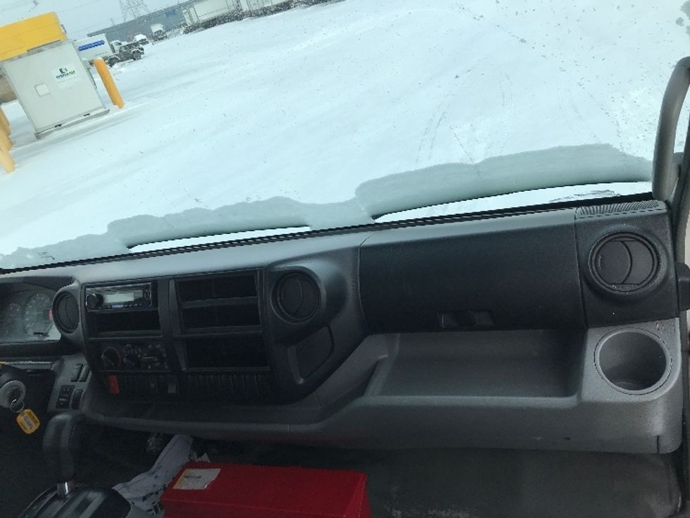 Medium Duty Box Truck-Light and Medium Duty Trucks-Hino-2020-195-Ste-Foy-PQ-194,436\n\t\tkm-$ 60,000 - Image 21