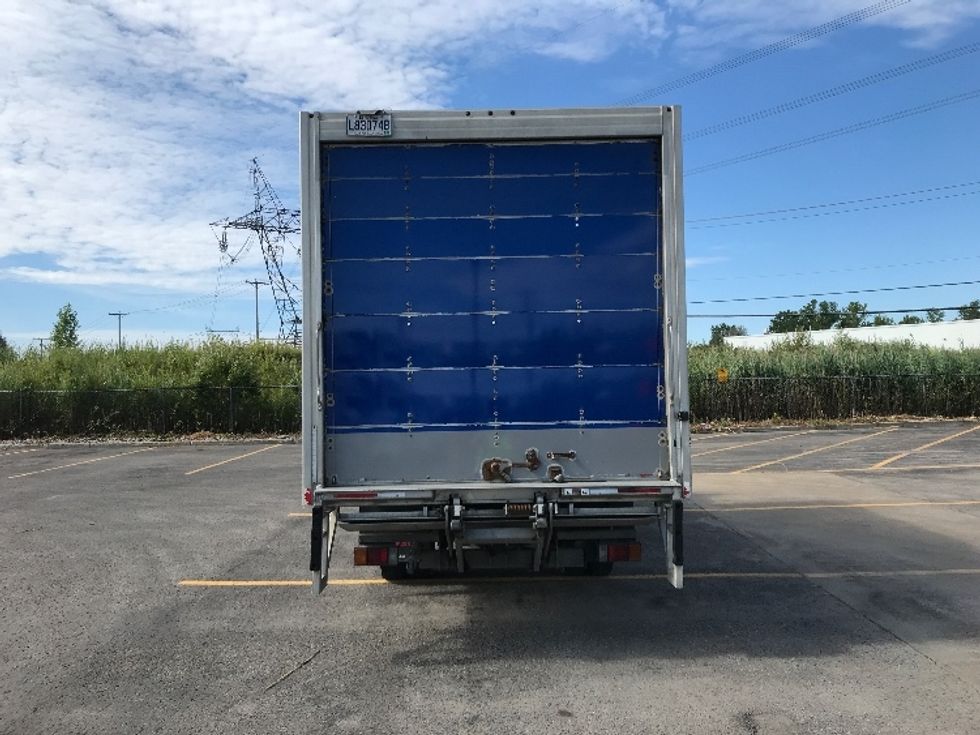 Medium Duty Box Truck-Light and Medium Duty Trucks-Hino-2020-195-Ste-Foy-PQ-203,253\n\t\tkm-$ 58,500 - Image 7