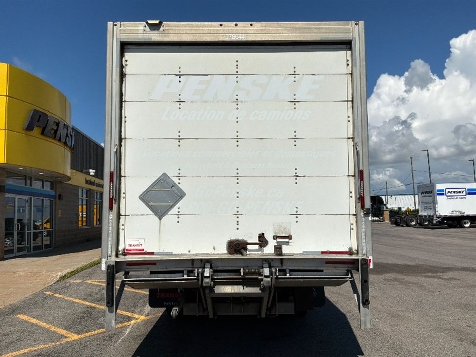 Medium Duty Box Truck-Light and Medium Duty Trucks-Hino-2020-195-Ste-Foy-PQ-209,763\n\t\tkm-$ 44,000 - Image 7