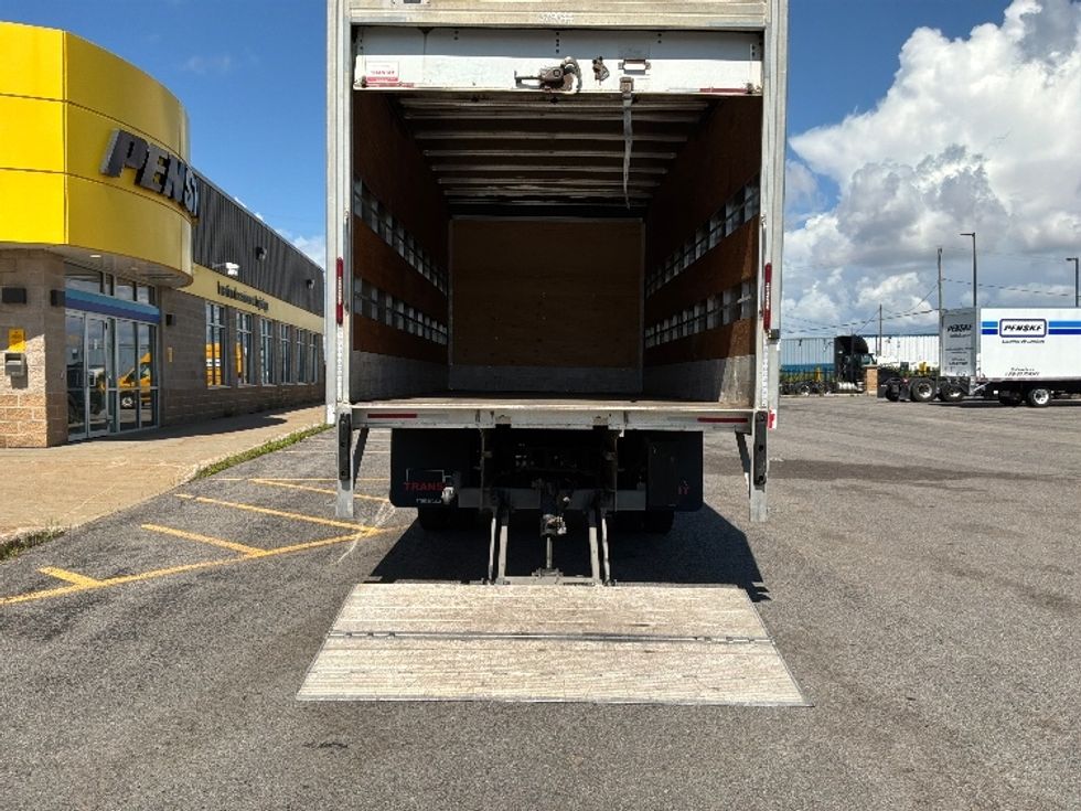 Medium Duty Box Truck-Light and Medium Duty Trucks-Hino-2020-195-Ste-Foy-PQ-209,763\n\t\tkm-$ 44,000 - Image 9