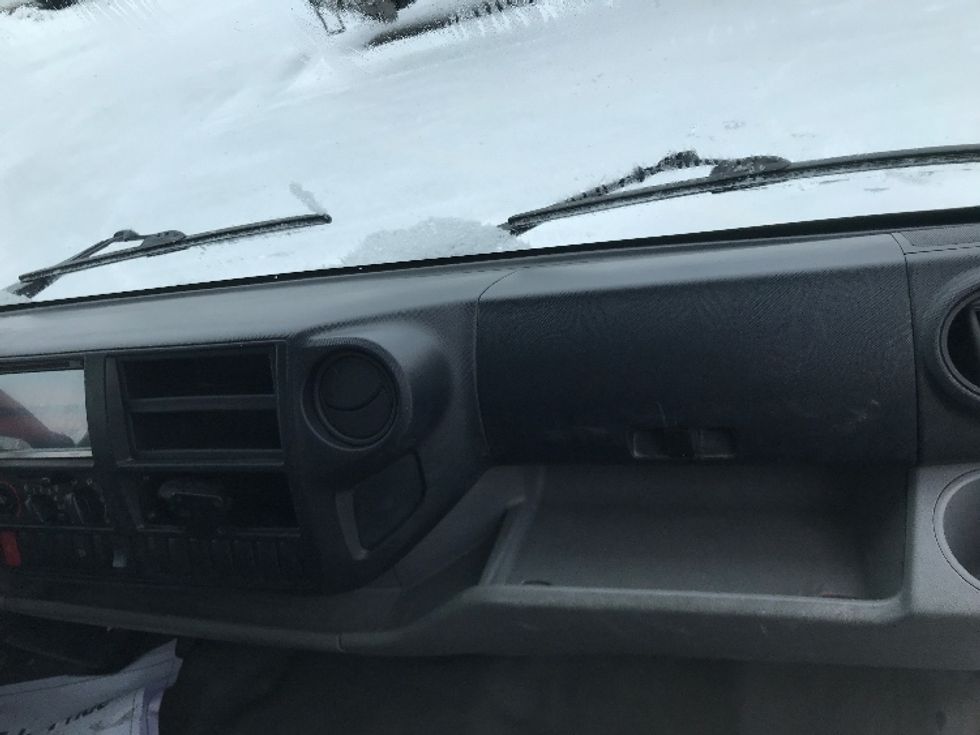 Medium Duty Box Truck-Light and Medium Duty Trucks-Hino-2020-195-Ste-Foy-PQ-225,815\n\t\tkm-$ 57,000 - Image 21