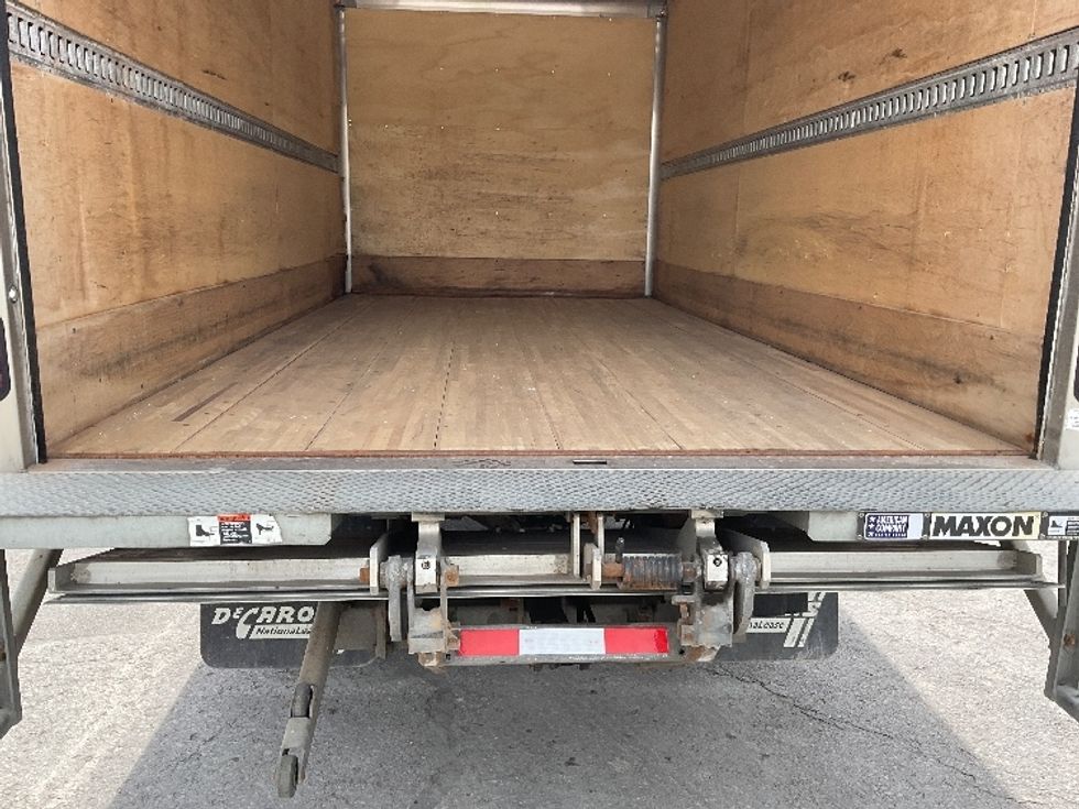 Medium Duty Box Truck-Light and Medium Duty Trucks-Hino-2020-195-Whitesboro-NY-80,022\n\t\tmiles-$ 40,500 - Image 10