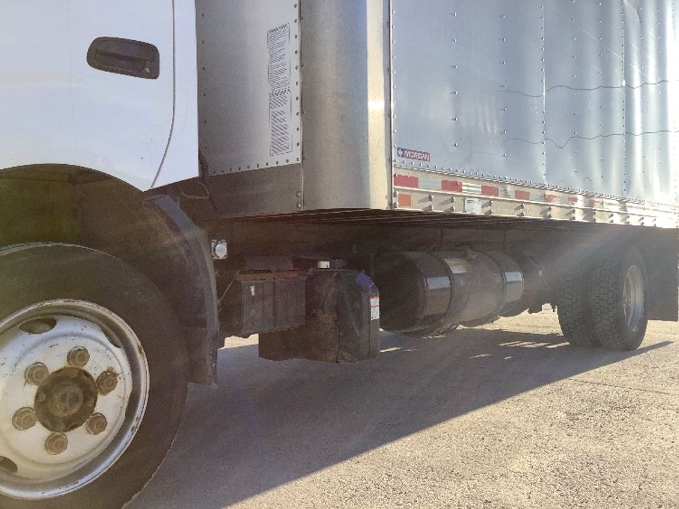 Medium Duty Box Truck-Light and Medium Duty Trucks-Hino-2020-195-Winnipeg-MB-285,408\n\t\tkm-$ 44,500 - Image 5